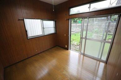 1階洋室4.5帖(2)