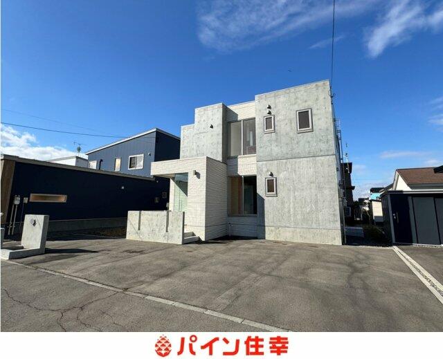 千歳市 幸福３丁目 (千歳駅) 2階建 2LDKの写真