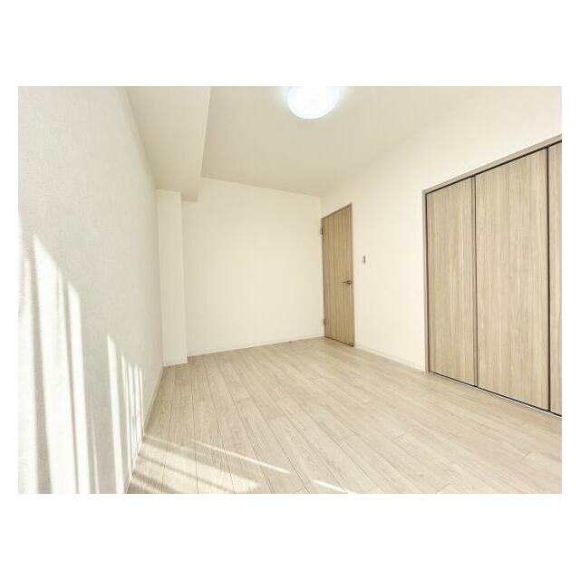 南側6帖　日当たり良好です。