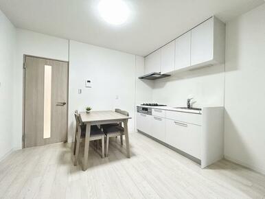 ダイニング　家具プレゼント