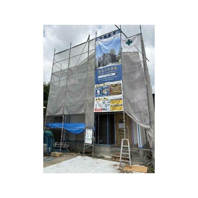 現在建築中です！