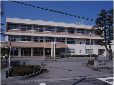 雄島小学校