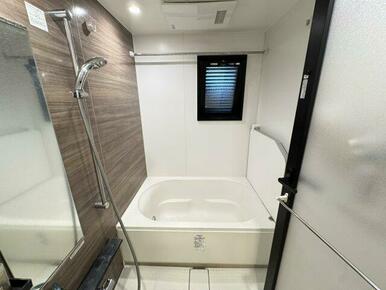 浴室乾燥機付き！