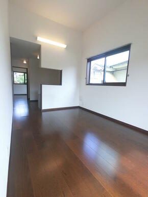 (参考)同一建物内の他の部屋の写真となります。