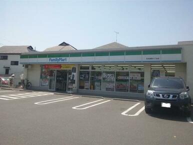 ファミリーマート町田金井町店