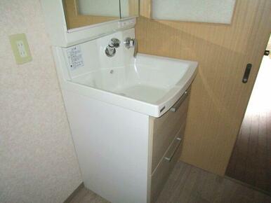 シャワー付き洗面台