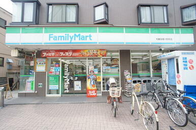 ファミリーマート和泉多摩川駅前店