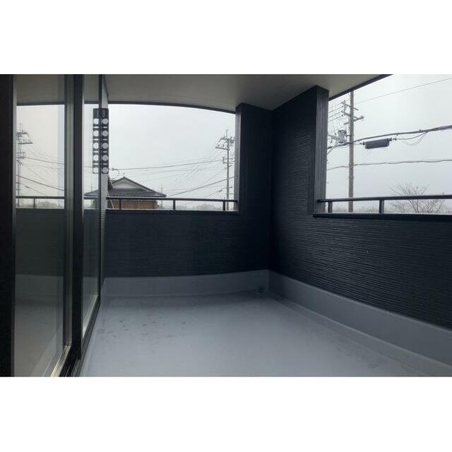 風を感じながら、ホッと一息（2号棟）