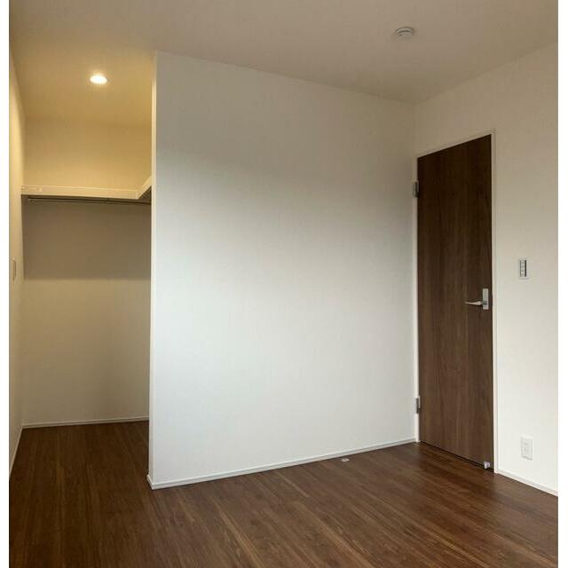 リビングとは別に静かな時間を楽しめる部屋（2号棟）