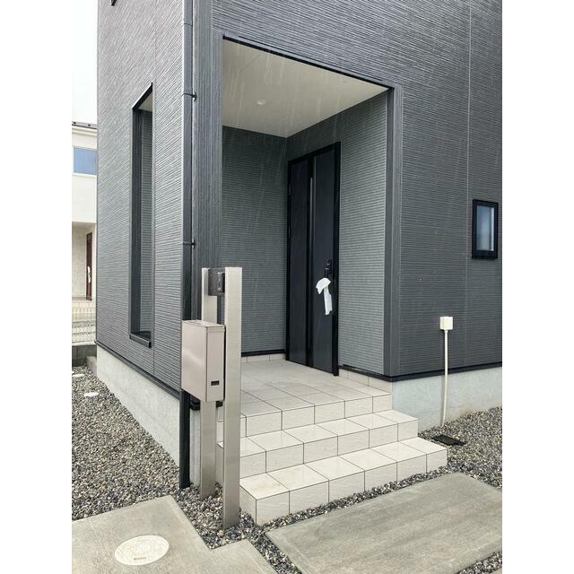 玄関を素敵に演出して運気UP（2号棟）