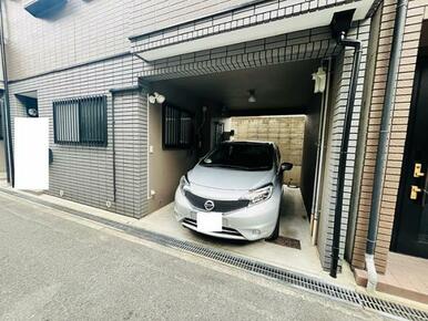 駐車スペース