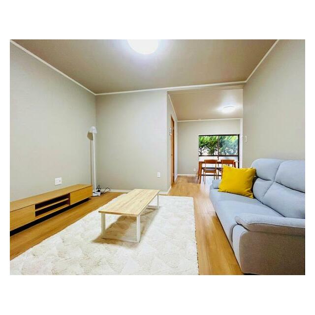 「LDK」約12帖のお部屋となっております。