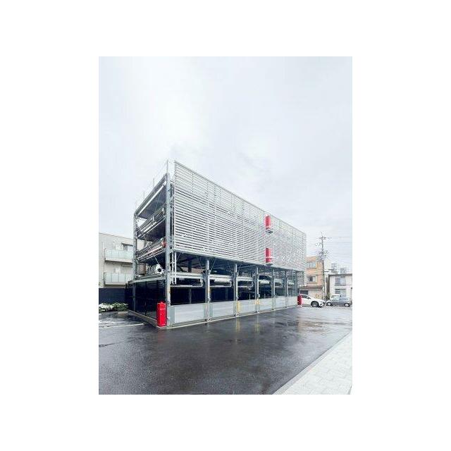 敷地内の駐車場です。