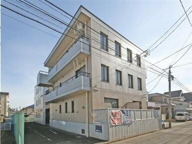 「ラ・プチット・メゾン」外観写真