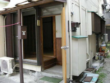 玄関