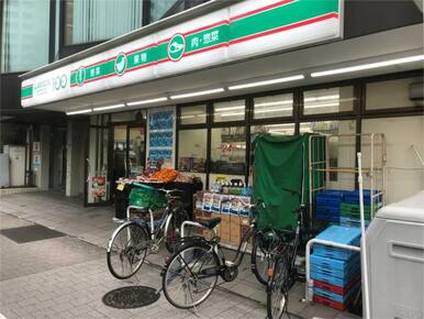 ローソンストア１００　ＬＳ東葛西六丁目店