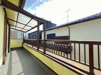 「バルコニー」南向きにゆとりある空間がございます。
