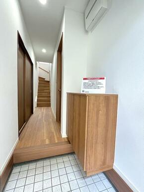 「玄関」新品シューズボックス付きの物件です。