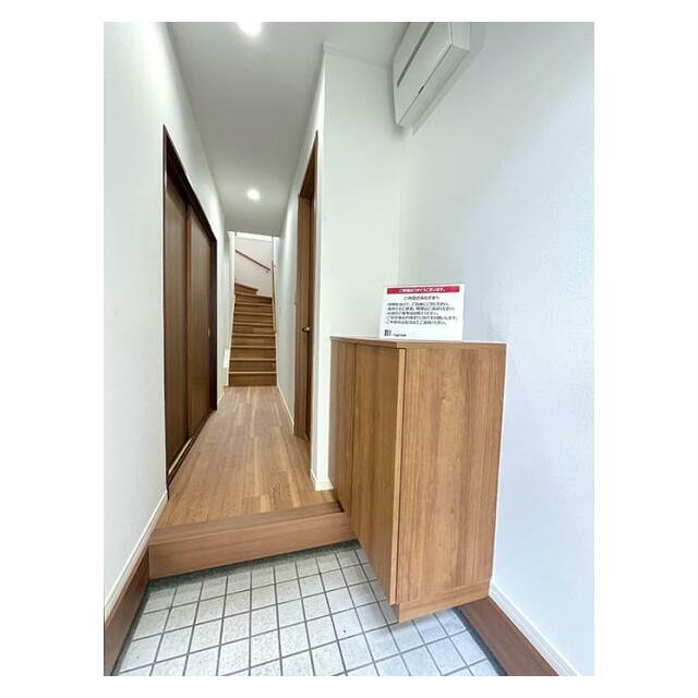 「玄関」新品シューズボックス付きの物件です。