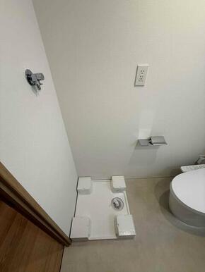 水漏れの心配がない防水パン付きの洗濯機置き場です