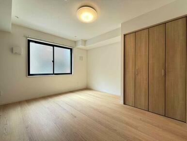 南向きなので暖かな日差しが入りますね♪