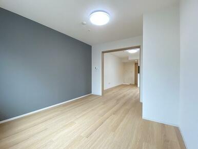 アクセントクロス仕様で、お部屋をオシャレに演出してくれます♪