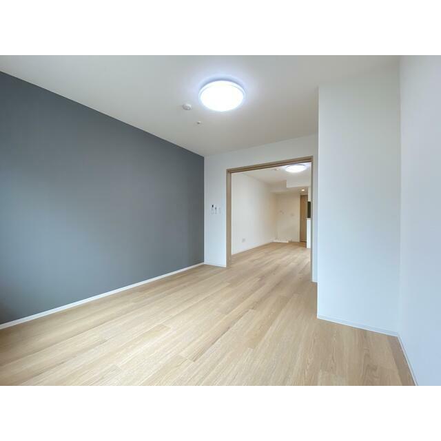 アクセントクロス仕様で、お部屋をオシャレに演出してくれます♪