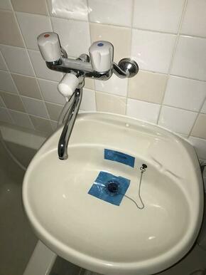 ユニットバス内洗面台