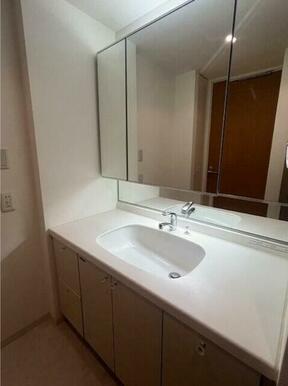 独立洗面台です♪