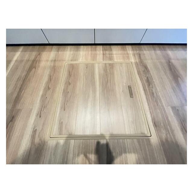 お漬物を漬けたり鍋などの季節物もしまっておける便利な床下収納！