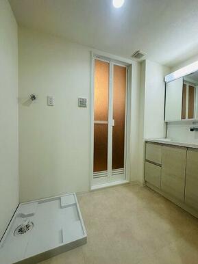 リフォーム済みの脱衣所の様子