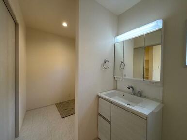 お気に入りの洗顔＆歯磨きアイテムで毎日を楽しく清潔に（4号棟）