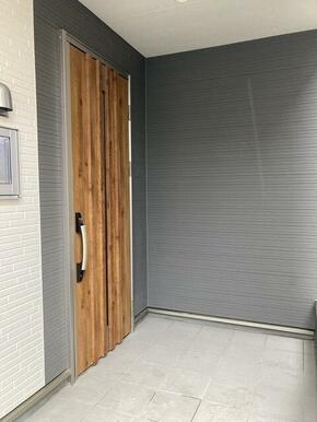 家の外と中をつなぐ要所だからすっきり心地よく整えたい（1号棟）