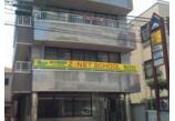 情報提供会社