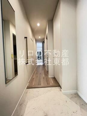 下駄箱がついているので、片付いた玄関をキープできます！