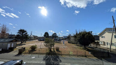 目の前に公園あり