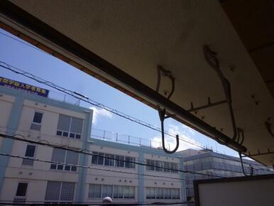 同間取りの別部屋の写真になります。勉強優先。
