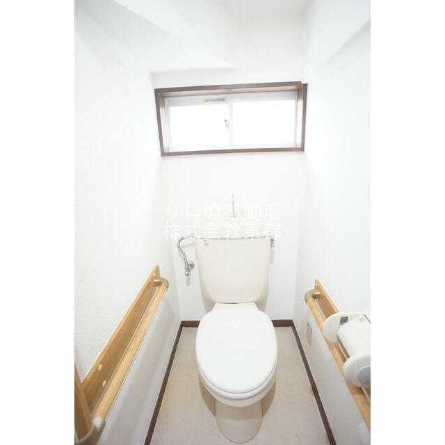 トイレが2ヶ所設置されているので、毎日快適に暮らせますね♪