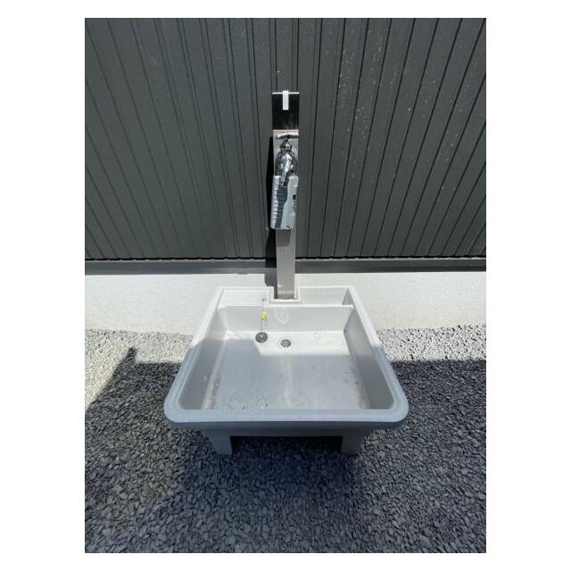 洗車や家庭菜園など屋外作業を手助け、屋内に汚れを持ち込ませません＾＾