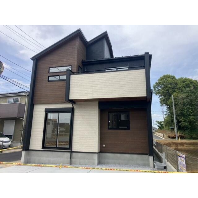 街並みにもよく馴染む、すっきりとした外観デザインです！