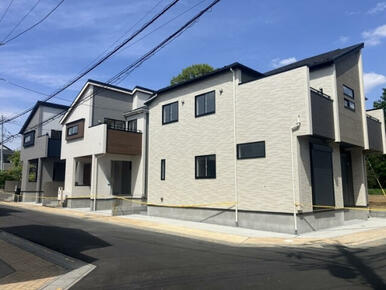 落ち着いた住環境の前面道路！ゆったりとした雰囲気が魅力です☆