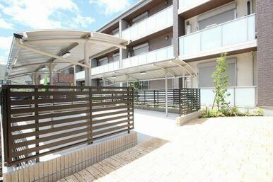 ★屋根付き駐輪場★
