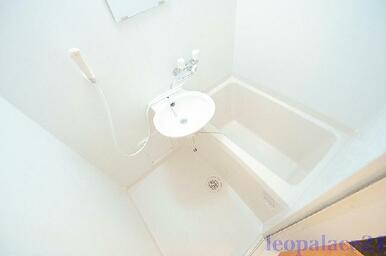 備品や設備仕様は号室等により異なります現地をご確認下さい。