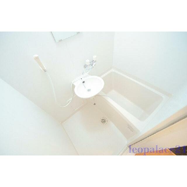 備品や設備仕様は号室等により異なります現地をご確認下さい。