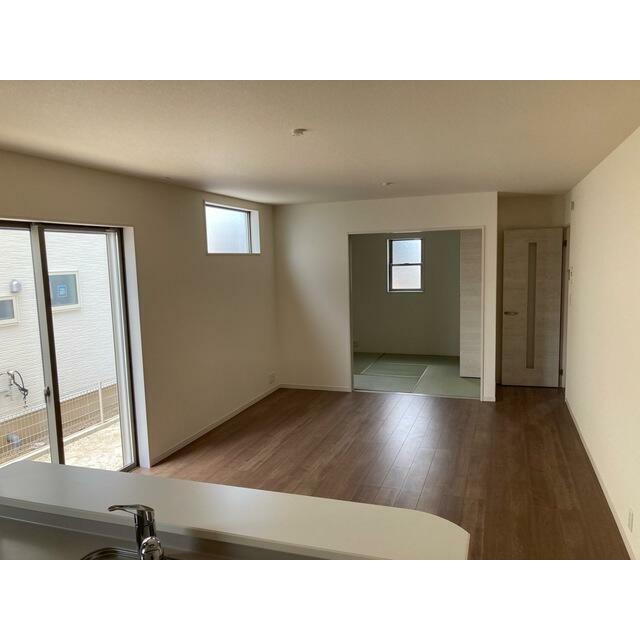 リラックスできる場所だからリビングは家具＆レイアウトにこだわりたい！（2号棟）