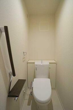 快適に過ごせる温水洗浄機能付き便座