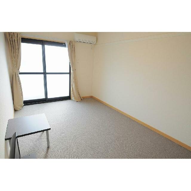 部屋ごとにタイプが異なります。