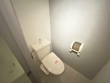 シャワー付トイレ