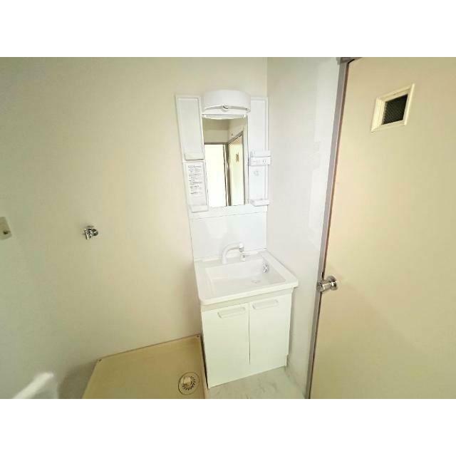 洗髪洗面化粧台