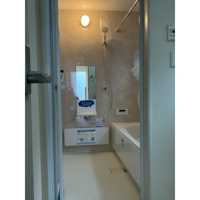 朝風呂、シャワー、夜のバスタイムと使い方は自在（7号棟）